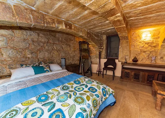 Traditional Townhouse *