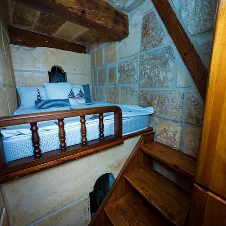 Dom wakacyjny Traditional Townhouse *