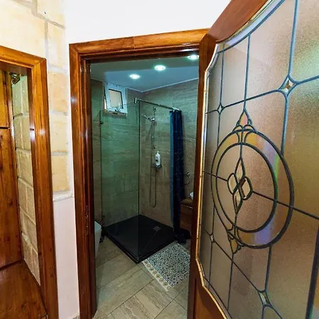 Traditional Townhouse *