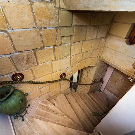 Traditional Townhouse Holiday home